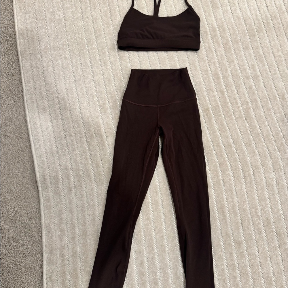 Lululemon Flow Y Bra and align leggings set. Size 0.
